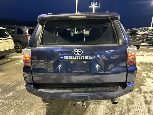 Used 2020 Toyota 4Runner SR5 Premium image 13