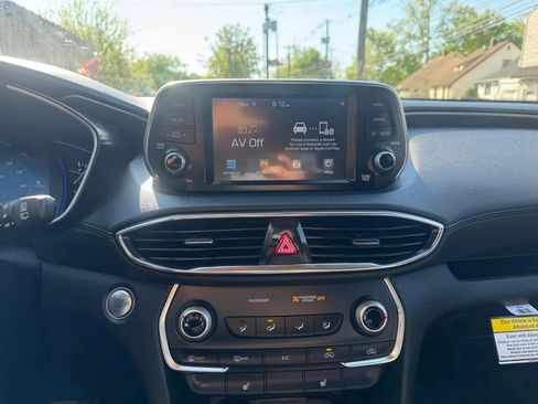 Used 2020 Hyundai Santa Fe SEL AWD/4WD image 15