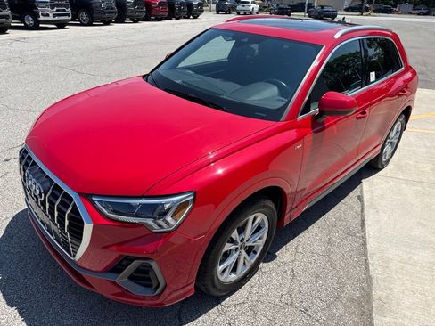 Used 2024 Audi Q3 2.0T Premium AWD/4WD image 9