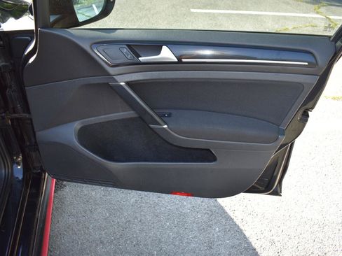 Used 2017 Volkswagen GTI Autobahn FWD image 24