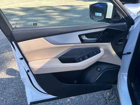 New 2026 Acura MDX SH-AWD image 13
