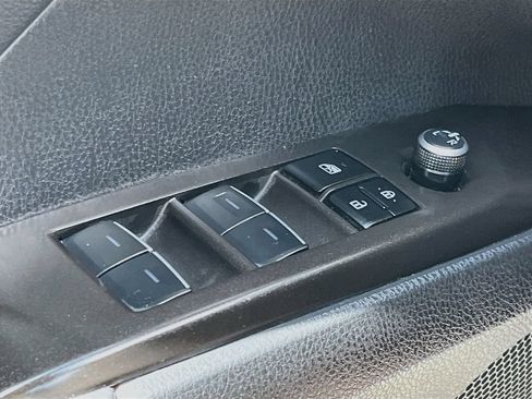 Used 2024 Toyota Camry XSE FWD image 17