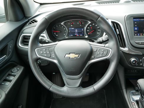Certified 2022 Chevrolet Equinox LT AWD/4WD image 12