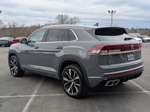 Used 2025 Volkswagen Atlas Cross Sport SEL Premium R-Line image 7