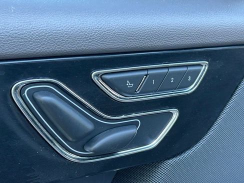 Used 2021 Lincoln Corsair Reserve image 59