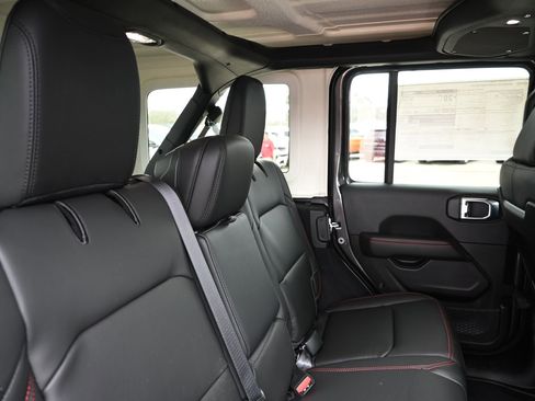New 2026 Jeep Wrangler Unlimited Rubicon image 22