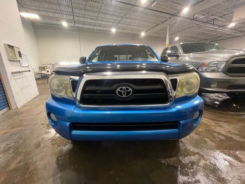 Used 2005 Toyota Tacoma 4x4 Double Cab image 2