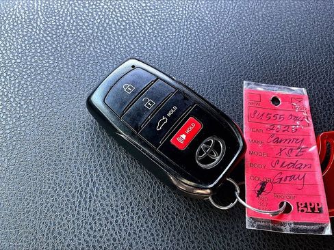 Used 2025 Toyota Camry XSE FWD image 35