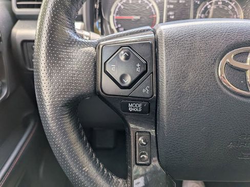Used 2024 Toyota 4Runner TRD Off-Road Premium AWD/4WD image 19