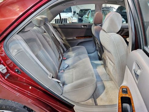 Used 2005 Toyota Camry XLE image 23