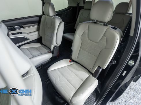 Used 2022 Kia Telluride SX w/ SX Prestige Package AWD/4WD image 35