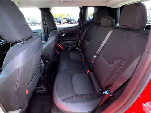 Used 2016 Jeep Renegade Trailhawk AWD/4WD image 28