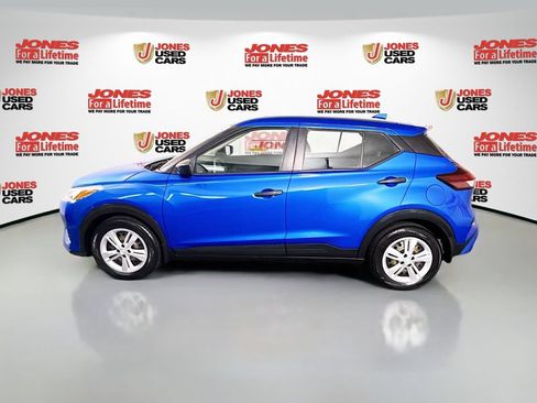 Certified 2023 Nissan Kicks S FWD image 13