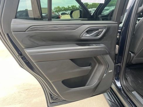 Used 2023 GMC Yukon SLT RWD image 13