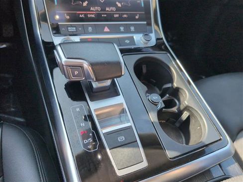 Used 2024 Audi Q7 Premium Plus image 15