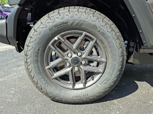 New 2026 Jeep Wrangler Unlimited Sport AWD/4WD image 5