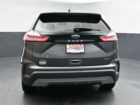Used 2022 Ford Edge SEL image 7