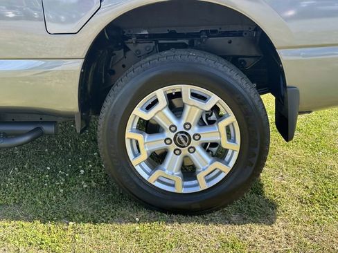 Certified 2024 Nissan Titan SV w/ SV Convenience Package AWD/4WD image 21