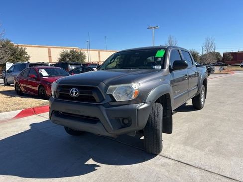 Used 2015 Toyota Tacoma PreRunner w/ Convenience Package image 7