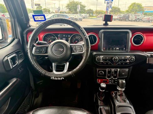 Used 2020 Jeep Gladiator Rubicon AWD/4WD image 17