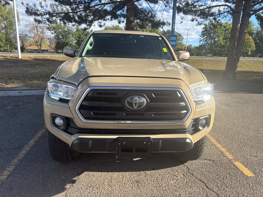 Used 2019 Toyota Tacoma SR5 AWD/4WD image 3