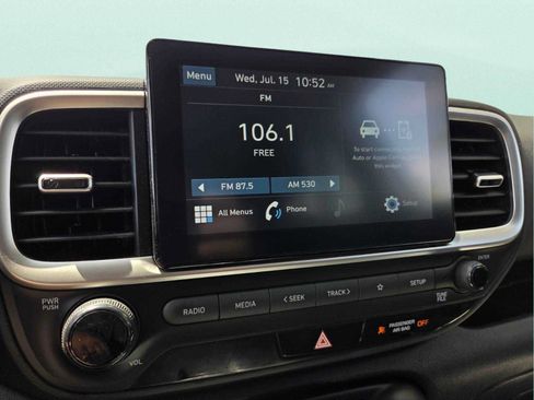 Used 2021 Hyundai Venue SEL FWD image 26