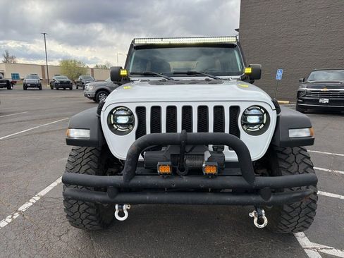 Used 2021 Jeep Wrangler Unlimited Islander image 3