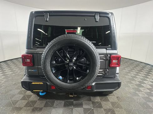 Used 2023 Jeep Wrangler Unlimited Sahara w/ Cold Weather Group AWD/4WD image 4
