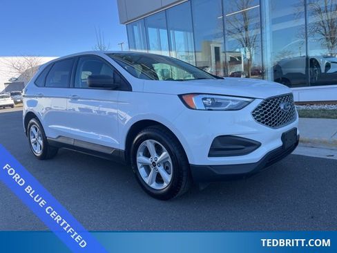 Certified 2024 Ford Edge SE image 1