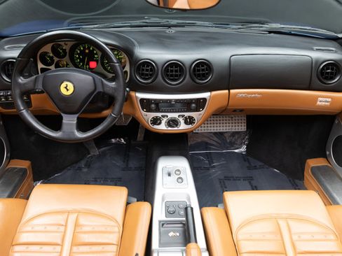 Used 2003 Ferrari 360 Spider image 3