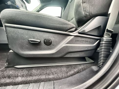 New 2025 Ford F150 Lightning XLT image 14