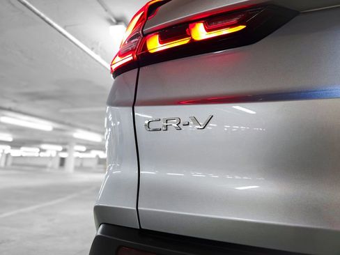 Certified 2024 Honda CR-V EX image 10