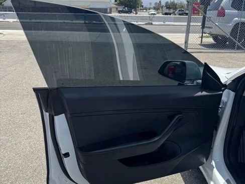 Used 2018 Tesla Model 3 Long Range AWD/4WD image 15
