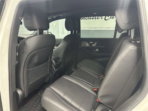Used 2023 Mercedes-Benz GLS 450 4MATIC image 3
