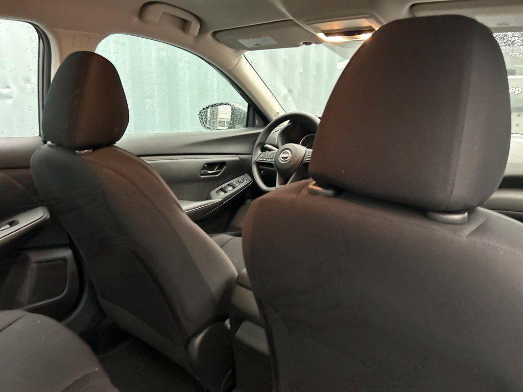 Used 2025 Nissan Sentra S FWD image 10
