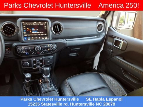 Used 2023 Jeep Wrangler Unlimited Sahara AWD/4WD image 23
