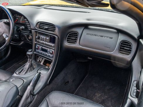 Used 2001 Chevrolet Corvette Convertible w/ Preferred Equipment Group2 image 39