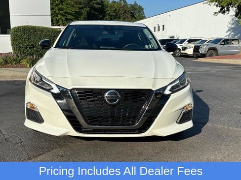 Used 2021 Nissan Altima 2.5 SR w/ SR Premium Package FWD image 4