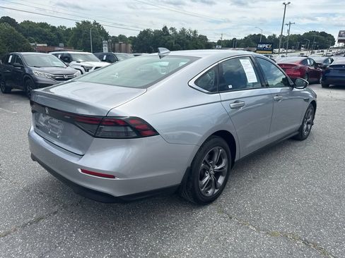 Used 2023 Honda Accord EX image 3