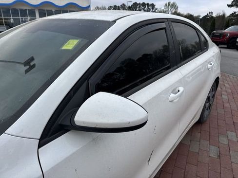 Used 2021 Kia Forte LXS image 5