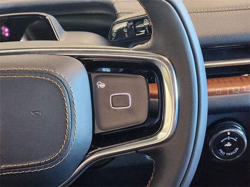 New 2025 Lincoln Navigator Black Label image 26