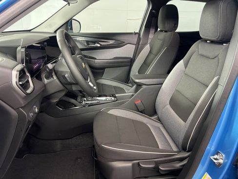 New 2026 Chevrolet TrailBlazer LT w/ LT Cold Weather Package image 9