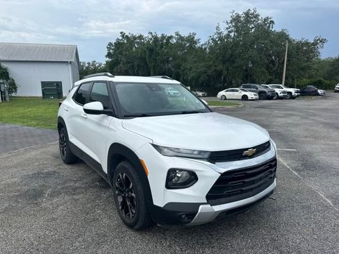Used 2023 Chevrolet TrailBlazer LT w/ Convenience Package FWD image 7