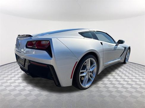 Used 2019 Chevrolet Corvette Stingray image 5