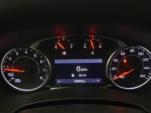 Used 2023 GMC Terrain SLT w/ Tech Package image 23