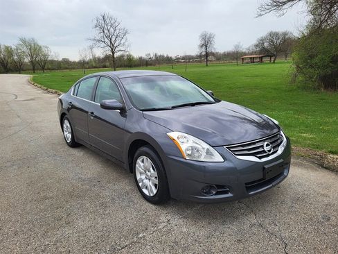 Used 2012 Nissan Altima 2.5 S FWD image 5