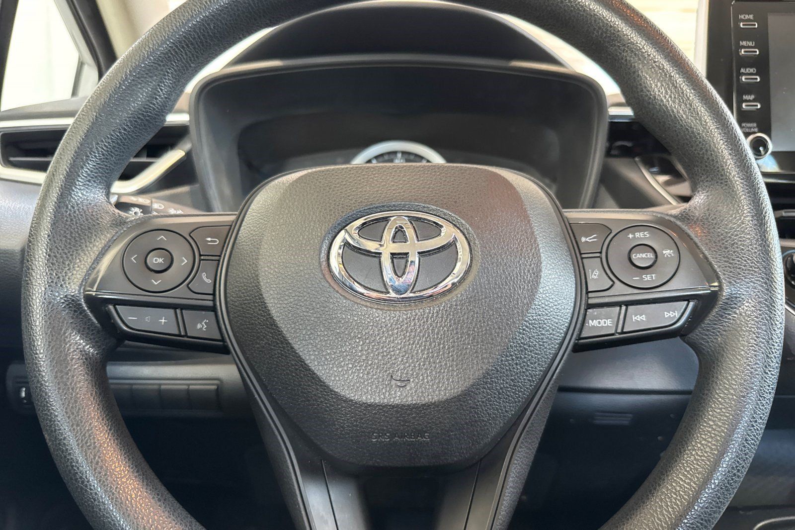 Used 2020 Toyota Corolla LE FWD image 27