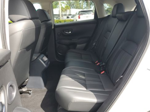 Used 2023 Honda HR-V EX-L image 14