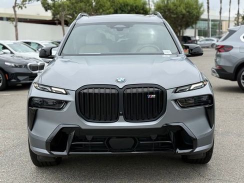 Certified 2023 BMW X7 M60i w/ Executive Package image 4