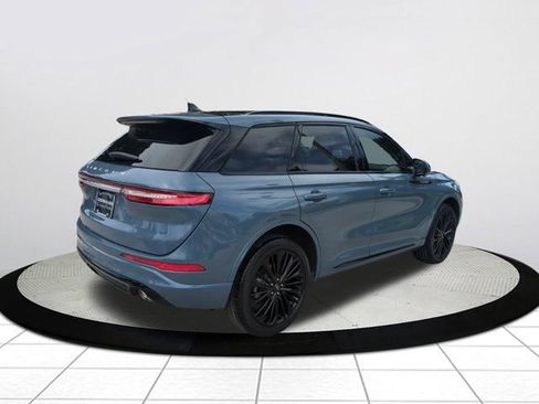 Used 2023 Lincoln Corsair Reserve w/ Equipment Group 201A FWD image 3
